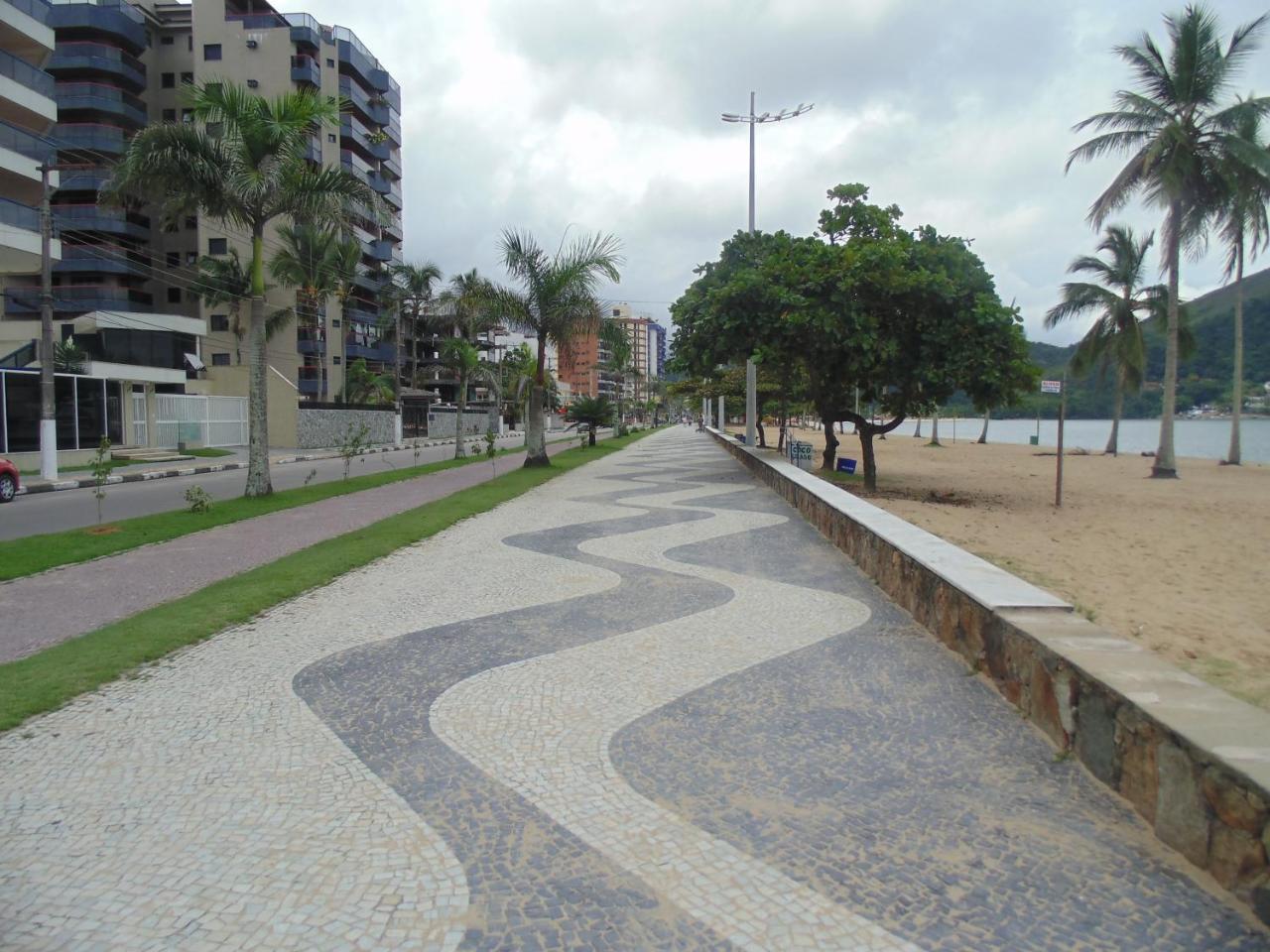 Sunny Apartamentos De 1 E 2 Dormitorios Na Martin De Sa Proximo A Praia Карагуататуба Екстериор снимка